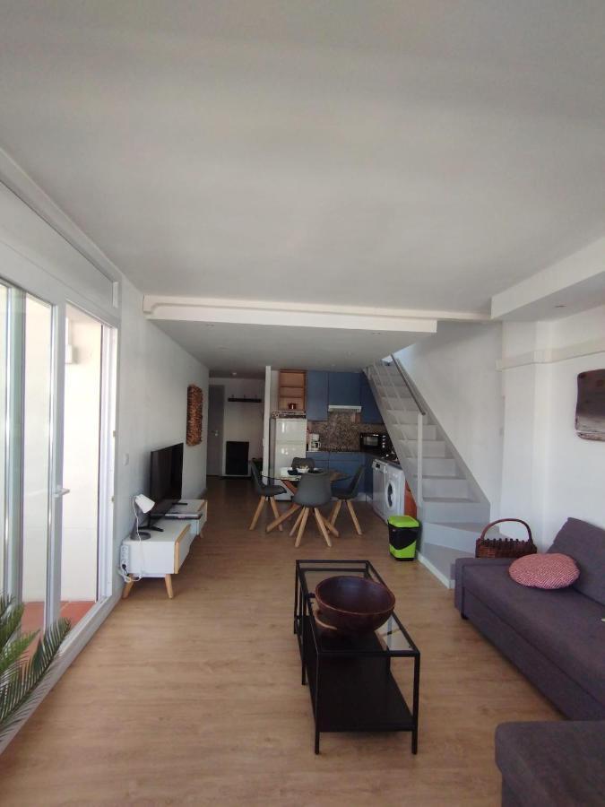 Atico Of 3 Rooms, Total 130M² Just For You With A 60 M² Terrace, Swimming Pool, Mountain And Marina View. Roses Exterior photo