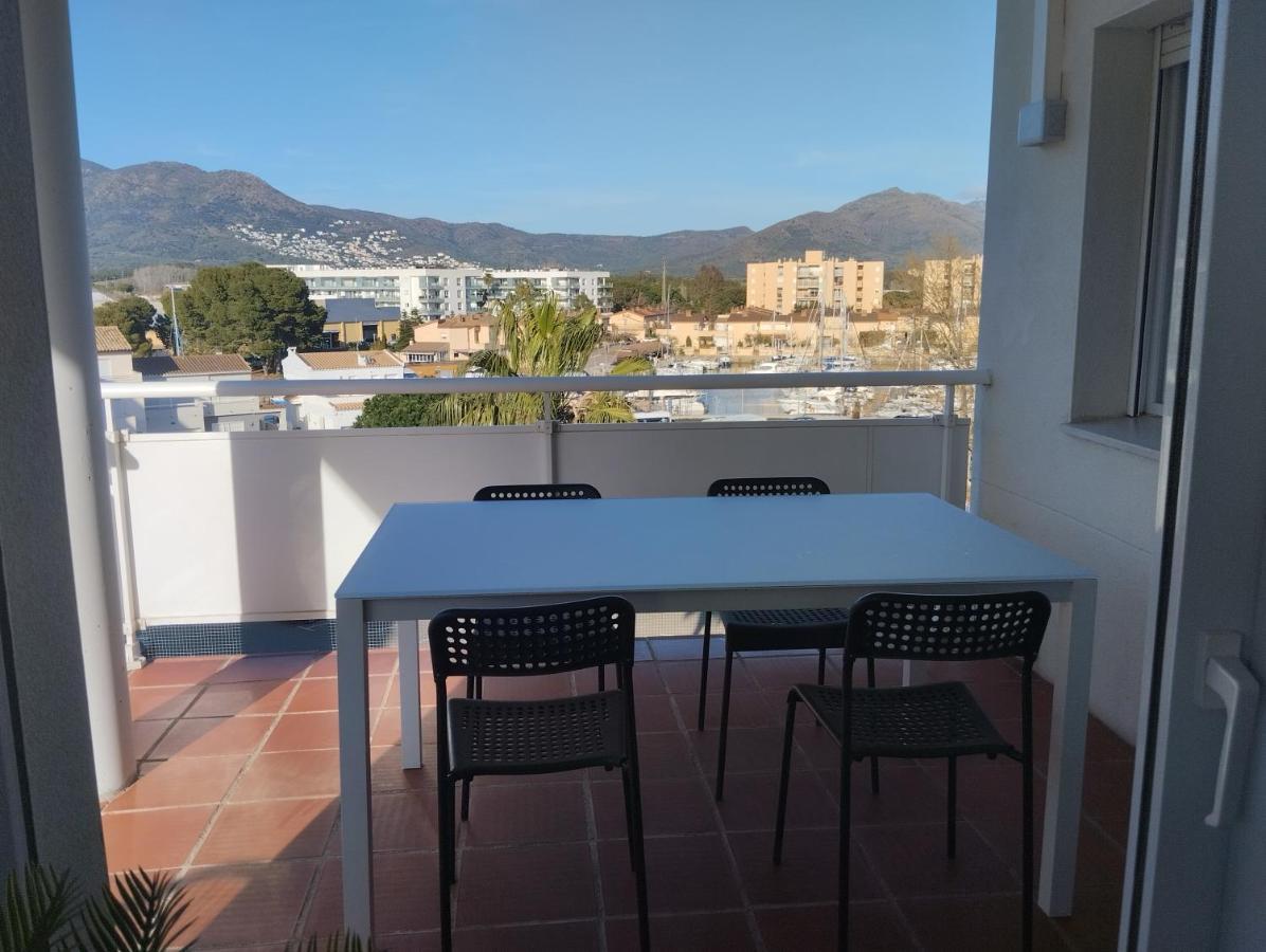 Atico Of 3 Rooms, Total 130M² Just For You With A 60 M² Terrace, Swimming Pool, Mountain And Marina View. Roses Exterior photo